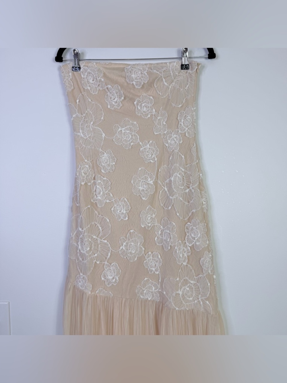 12th Tribe | Daylight Blush Embroidered Maxi Dress M NWT - Picture 6 of 13